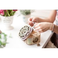 Шкатулка с секретом